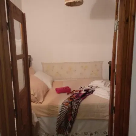 Traditional Stone House With Panoramic Mountain View Ferienhaus Apérathos