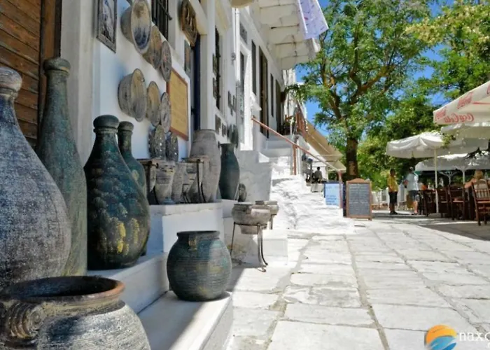 別荘 Traditional Stone House With Panoramic Mountain View *