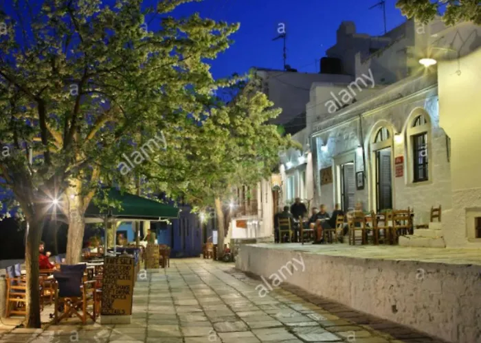Traditional Stone House With Panoramic Mountain View Semesterbostad *