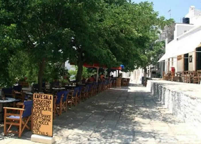 Traditional Stone House With Panoramic Mountain View Semesterbostad *